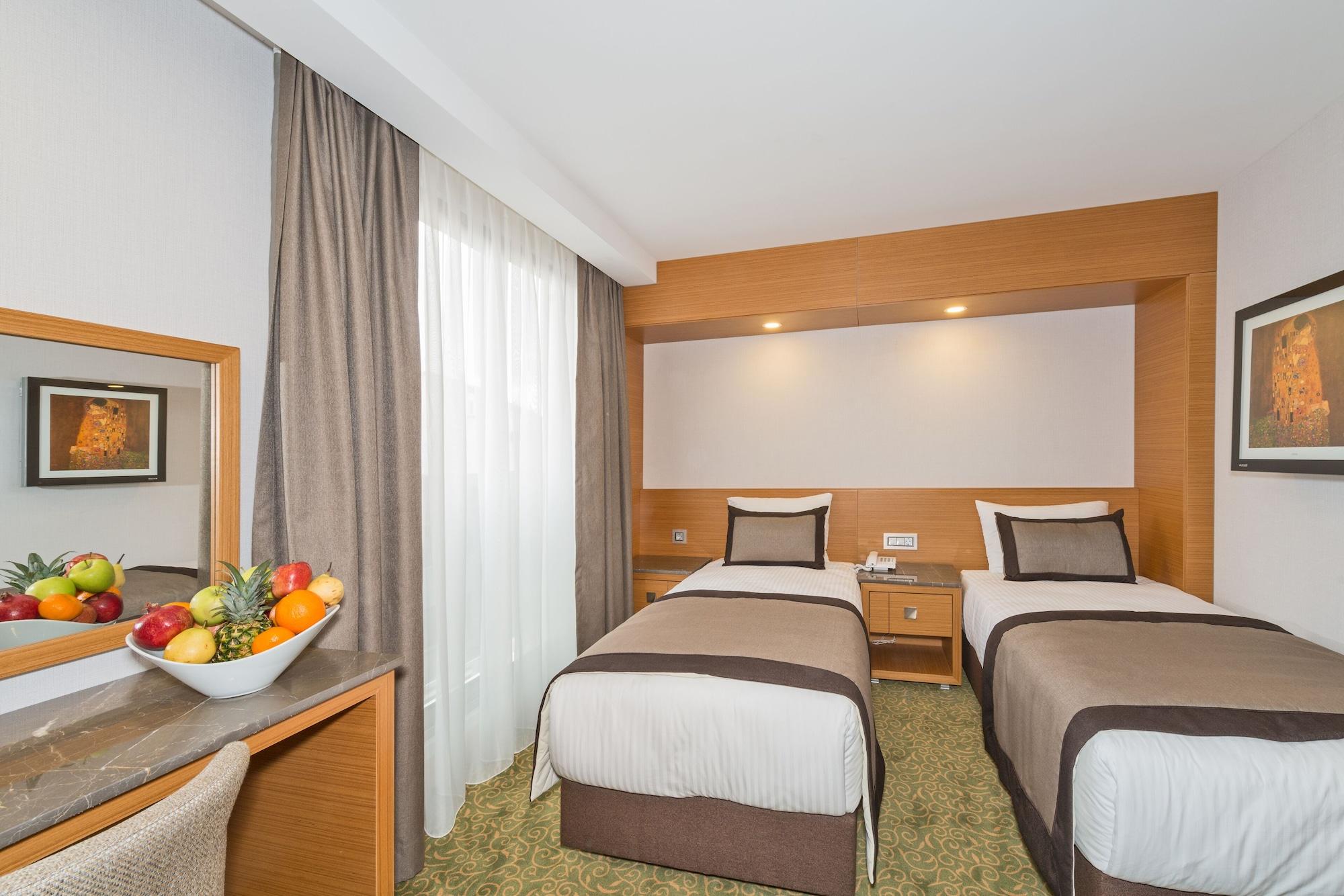 Bisetun Hotel Istanbul Exterior photo